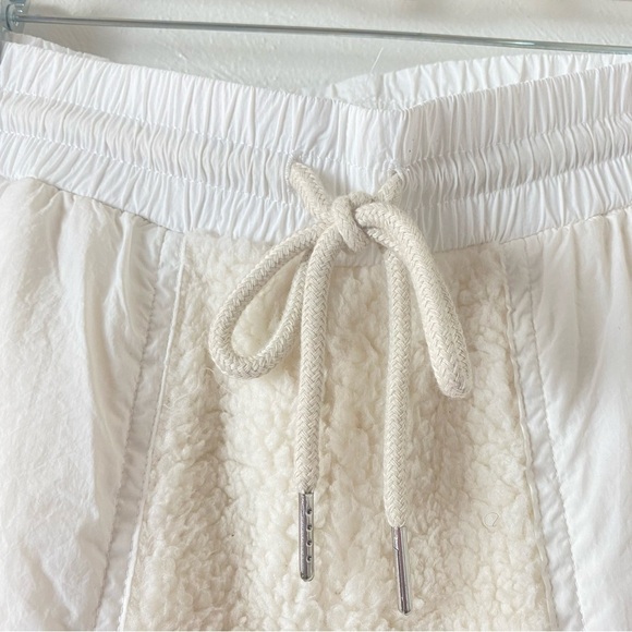 Cali 1850 Los Angeles Ivory Faux Fur Soft Winter Furry Sweatpants Sz L - Picture 6 of 12